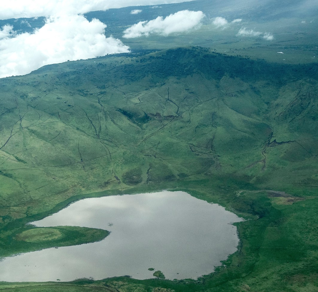 Ngorongoro crater tour
