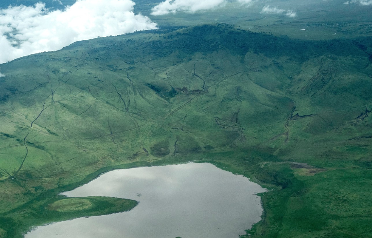 Ngorongoro crater tour